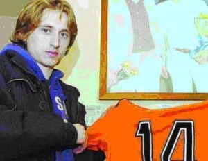 Modric con la orange