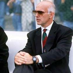 Arrigo Sacchi entrenador Milan